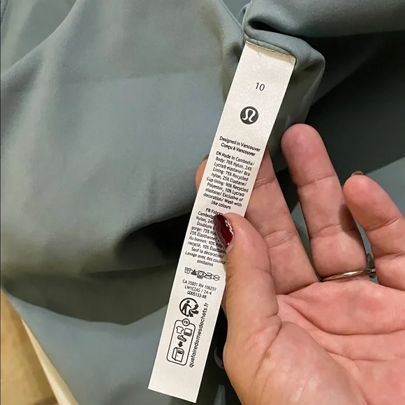 Lululemon Athletica Tank in Light Blue - Picture 4 of 4